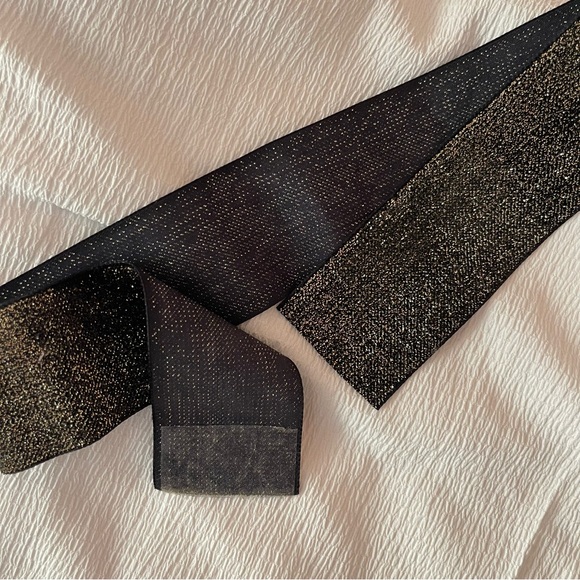 Authentic Chanel Gift Ribbon - Picture 4 of 4